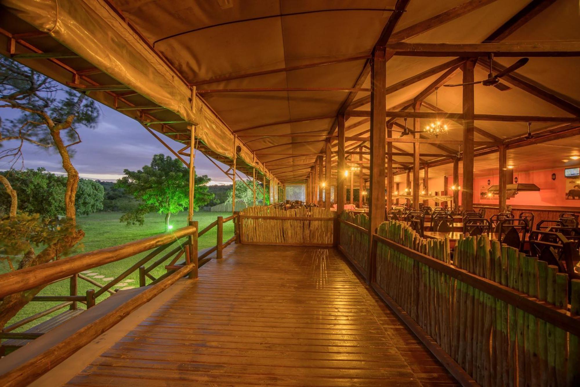 แคมเบนีซาฟารีแคมป์ Villa Mtimba ภายนอก รูปภาพ